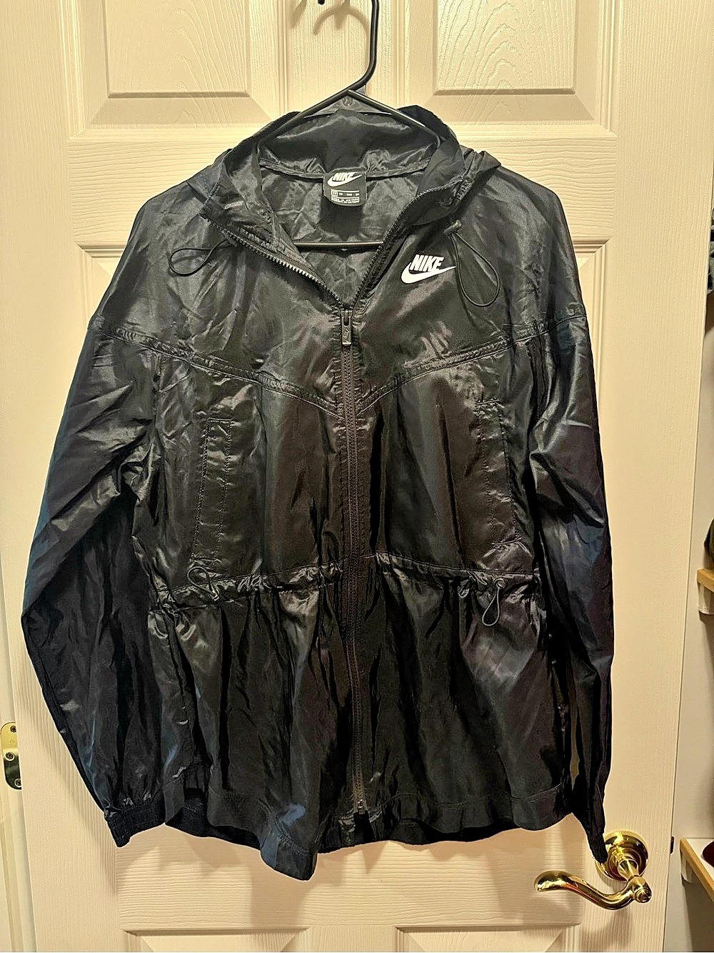 Nike Sportswear Windrunner Jacket Black Hooded Windbreaker NWOT Size XS